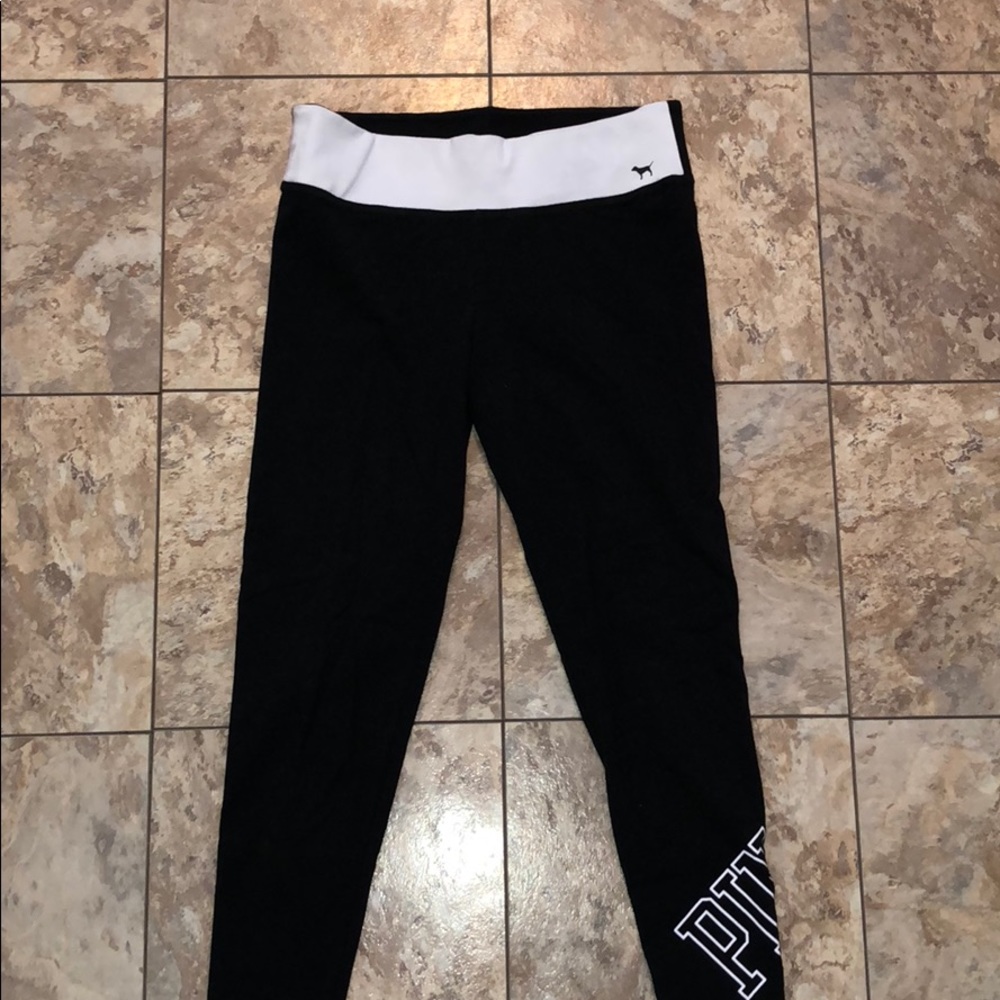 VS Pink leggings